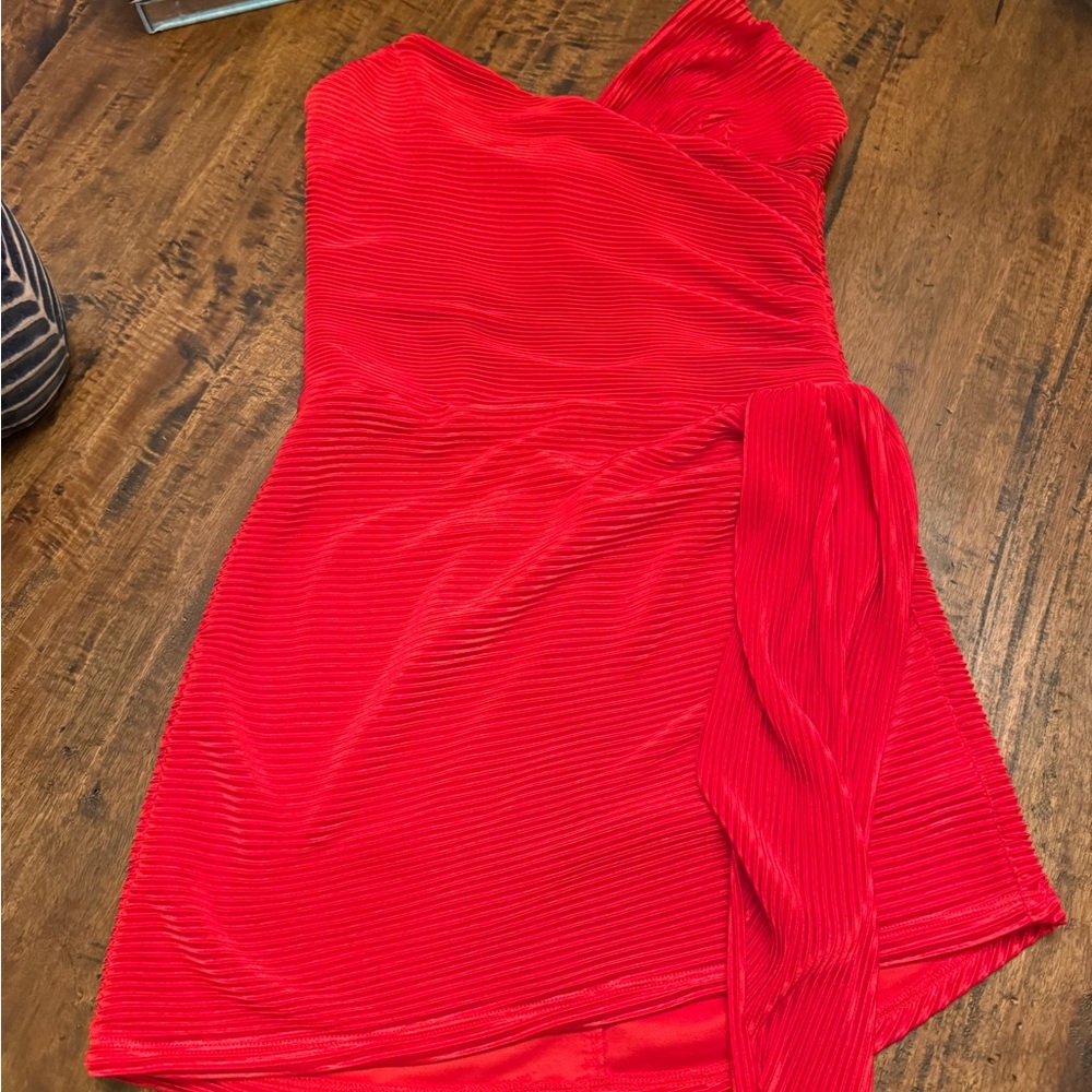 Lucy in the sky  Red strapless  Dress